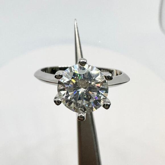 Moissanite Diamond Engagement Ring 1 Ct Six Prong Round Cut 18K GRA Size 8 - Picture 1 of 11
